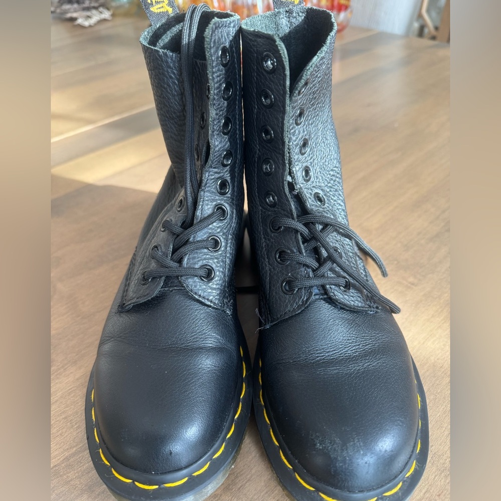 Women’s 1460 Black Doc Marten Boots.  US size 6. Great condition.